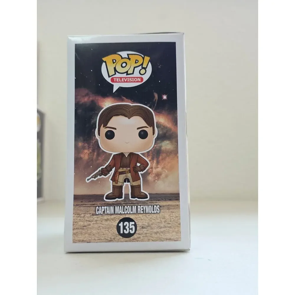 Funko POP! Television Firefly Malcolm Reynolds #135 Vinyl Figure - Picture 4 of 7